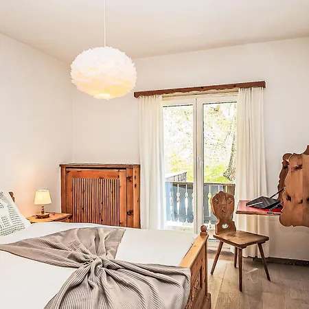 Chesa Minchueletta By Interhome